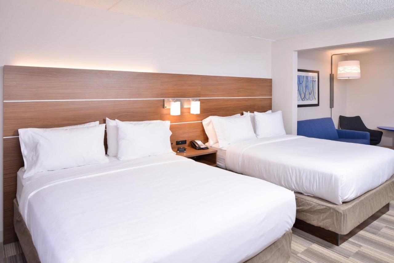 Holiday Inn Express Hotel & Suites Indianapolis Dtn-Conv Ctr By Ihg Exterior photo