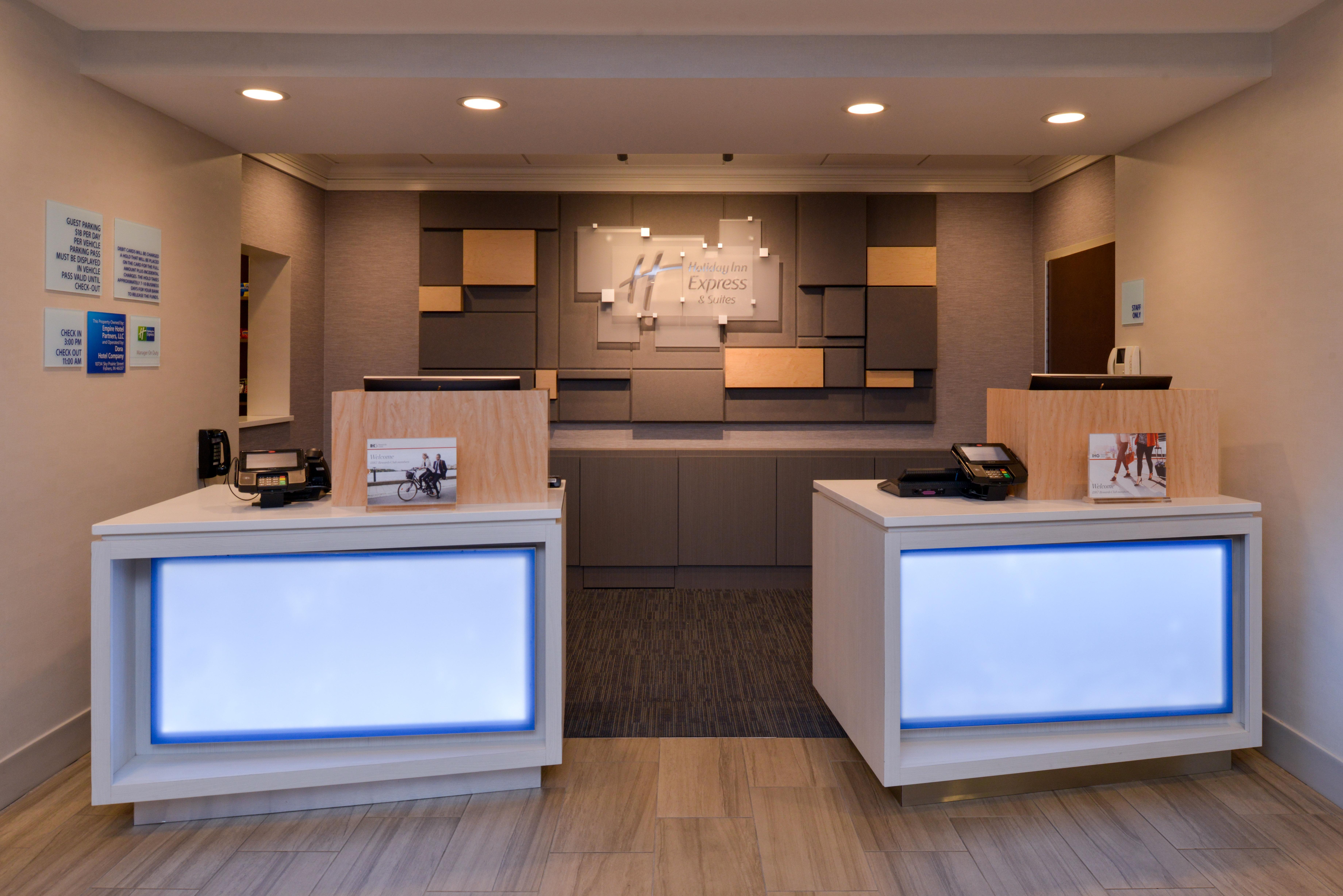 Holiday Inn Express Hotel & Suites Indianapolis Dtn-Conv Ctr By Ihg Exterior photo